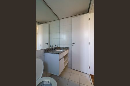 Apartamento à venda com 234m², 3 quartos e 3 vagasBanheiro da Suíte 1