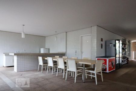 Apartamento à venda com 234m², 3 quartos e 3 vagasBar da Piscina
