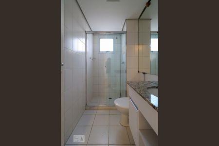 Apartamento à venda com 234m², 3 quartos e 3 vagasBanheiro da Suíte 2