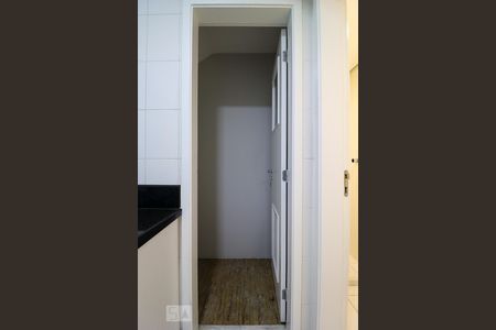 Apartamento à venda com 234m², 3 quartos e 3 vagasDispensa da Área de Serviço