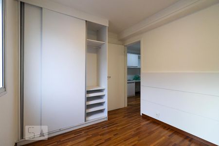 Apartamento à venda com 234m², 3 quartos e 3 vagasSuíte 2