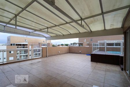 Apartamento à venda com 234m², 3 quartos e 3 vagasCobertura