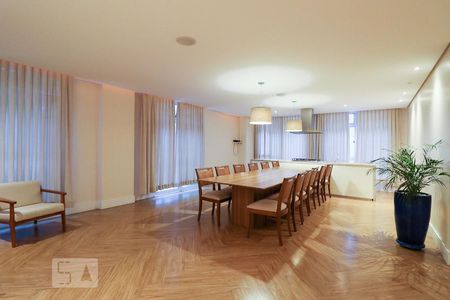 Apartamento à venda com 234m², 3 quartos e 3 vagasSalão de Festas