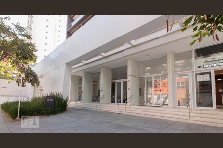 Studio para alugar com 40m², 1 quarto e 1 vaga Studio para alugar com 40m², 1 quarto e 1 vagaFachada