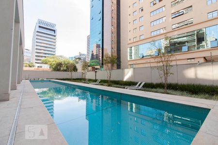 Studio para alugar com 40m², 1 quarto e 1 vaga Studio para alugar com 40m², 1 quarto e 1 vagaÁrea comum - Piscina