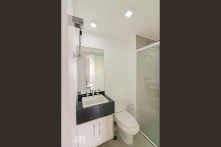 Studio para alugar com 40m², 1 quarto e 1 vaga Studio para alugar com 40m², 1 quarto e 1 vagaBanheiro