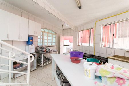 Casa à venda com 480m², 3 quartos e 3 vagasCozinha 2