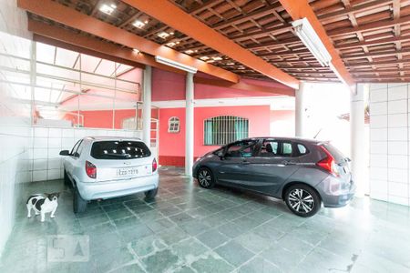 Casa à venda com 480m², 3 quartos e 3 vagasGaragem