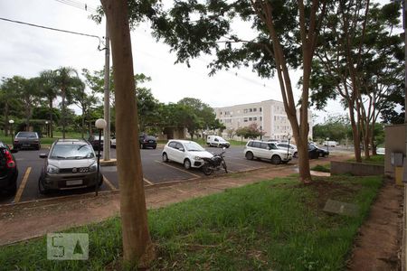 Apartamento para alugar com 48m², 2 quartos e 1 vagaVista da janela do quarto 2