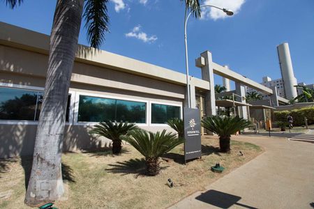 Apartamento para alugar com 48m², 2 quartos e 1 vagaFachada