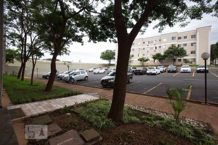 Vista da janela da sala de apartamento para alugar com 2 quartos, 48m² em Reserva Sul Condomínio Resort, Ribeirão Preto