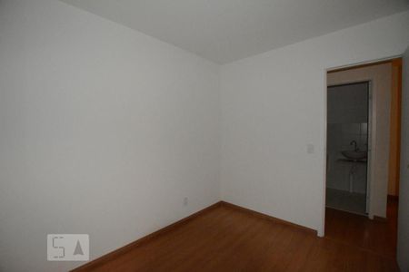 Quarto 1 de apartamento para alugar com 2 quartos, 45m² em Irajá, Rio de Janeiro
