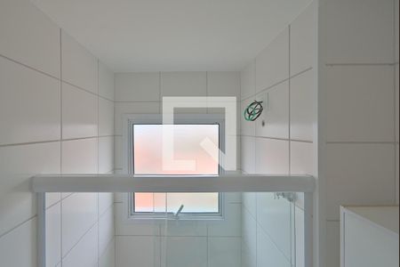 Apartamento à venda com 47m², 2 quartos e 1 vaga Apartamento à venda com 47m², 2 quartos e 1 vagaBanheiro Social