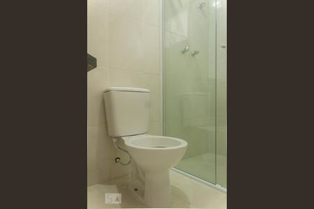 Casa à venda com 144m², 3 quartos e 4 vagasBanheiro Suíte 2