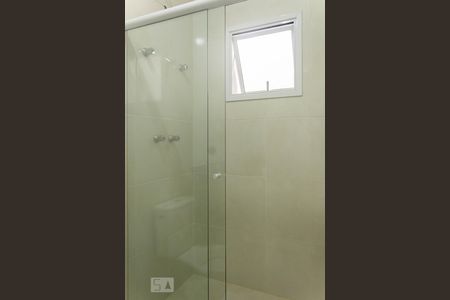 Casa à venda com 144m², 3 quartos e 4 vagasBanheiro Suíte 2