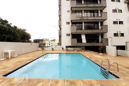 Apartamento à venda com 69m², 2 quartos e 1 vaga Apartamento à venda com 69m², 2 quartos e 1 vagaÁrea comum - Piscina
