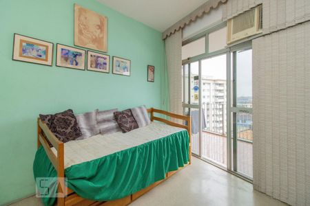 Apartamento à venda com 112m², 3 quartos e 2 vagas Apartamento à venda com 112m², 3 quartos e 2 vagasQuarto 2