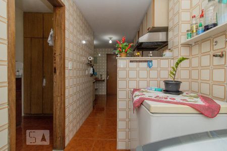 Apartamento à venda com 112m², 3 quartos e 2 vagas Apartamento à venda com 112m², 3 quartos e 2 vagasÁrea de Serviço