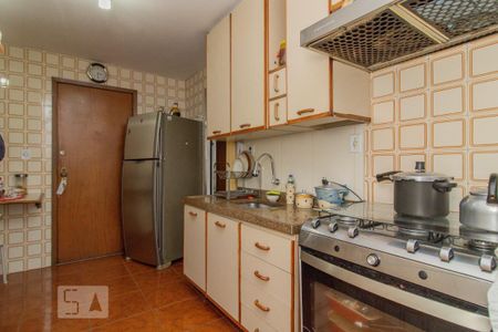 Apartamento à venda com 112m², 3 quartos e 2 vagas Apartamento à venda com 112m², 3 quartos e 2 vagasCozinha