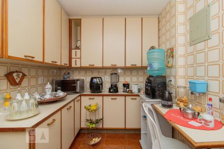 Apartamento à venda com 112m², 3 quartos e 2 vagas Apartamento à venda com 112m², 3 quartos e 2 vagasCozinha