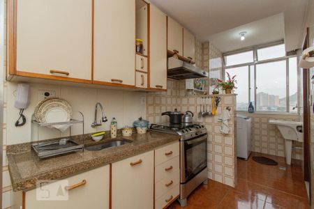 Apartamento à venda com 112m², 3 quartos e 2 vagas Apartamento à venda com 112m², 3 quartos e 2 vagasCozinha