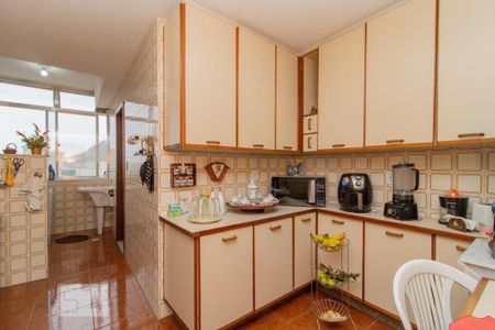 Apartamento à venda com 112m², 3 quartos e 2 vagas Apartamento à venda com 112m², 3 quartos e 2 vagasCozinha