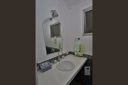 Lavabo de apartamento para alugar com 4 quartos, 227m² em Pinheiros, São Paulo