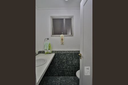 Lavabo de apartamento para alugar com 4 quartos, 227m² em Pinheiros, São Paulo
