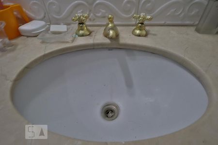 Apartamento para alugar com 227m², 4 quartos e 2 vagasBanheiro Suíte 1