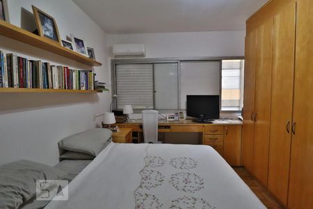 Apartamento para alugar com 227m², 4 quartos e 2 vagasQuarto