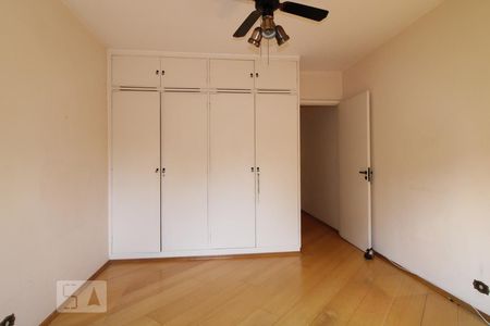 Casa à venda com 150m², 3 quartos e 2 vagasQuarto 3