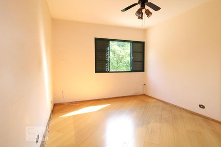 Casa à venda com 150m², 3 quartos e 2 vagasQuarto 3