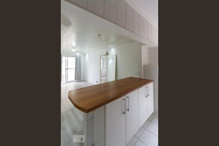 Apartamento à venda com 54m², 2 quartos e 1 vagaCozinha