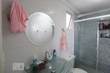 Banheiro social de apartamento à venda com 2 quartos, 50m² em Parque João Ramalho, Santo André