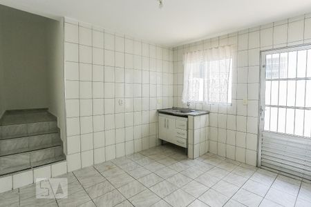 Casa para alugar com 60m², 1 quarto e sem vaga Casa para alugar com 60m², 1 quarto e sem vagaCozinha