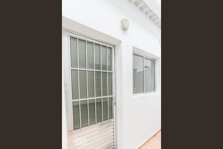 Casa para alugar com 60m², 1 quarto e sem vaga Casa para alugar com 60m², 1 quarto e sem vagaFachada