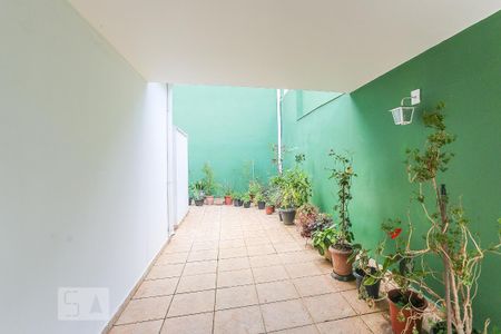 Casa para alugar com 60m², 1 quarto e sem vaga Casa para alugar com 60m², 1 quarto e sem vagaEntrada