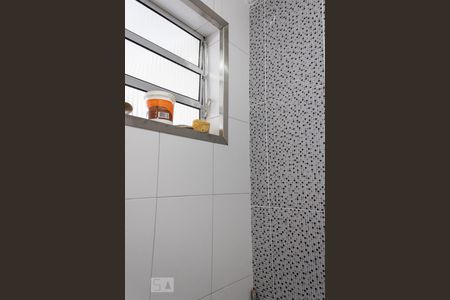 Casa à venda com 110m², 2 quartos e 2 vagas Casa à venda com 110m², 2 quartos e 2 vagasBanheiro de Serviço