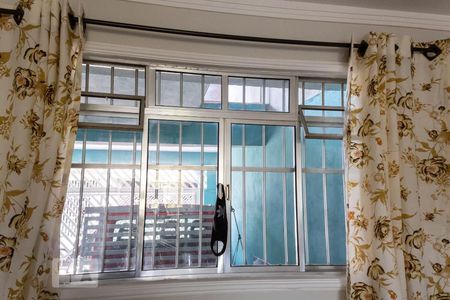 Casa à venda com 110m², 2 quartos e 2 vagas Casa à venda com 110m², 2 quartos e 2 vagasSala de Jantar - Detalhe Janela