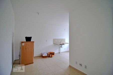 Sala de apartamento para alugar com 2 quartos, 38m² em Jardim Vila Rica, Santo André