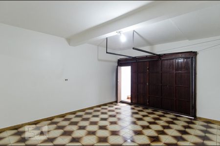 Casa à venda com 165m², 3 quartos e 2 vagasGaragem