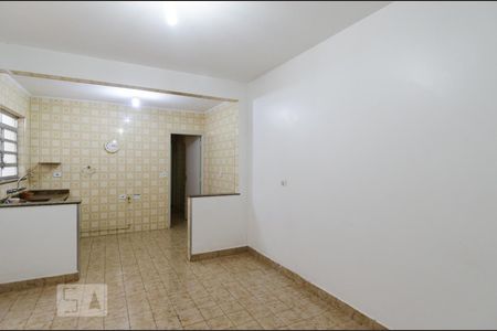 Casa à venda com 165m², 3 quartos e 2 vagasCopa