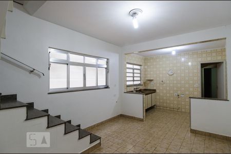 Casa à venda com 165m², 3 quartos e 2 vagasCopa