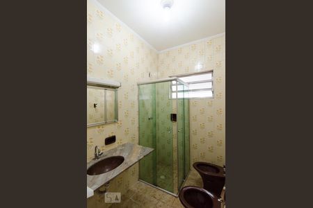 Banheiro da suíte de casa para alugar com 3 quartos, 165m² em Taboão, São Bernardo do Campo