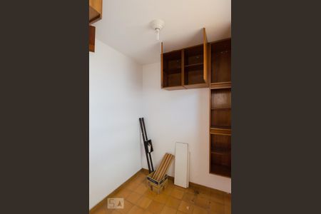 Casa à venda com 165m², 3 quartos e 2 vagasDepósito