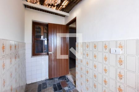 Casa à venda com 200m², 2 quartos e 1 vagaÁrea de Serviço