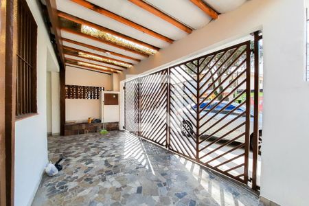 Casa à venda com 200m², 2 quartos e 1 vagaGaragem