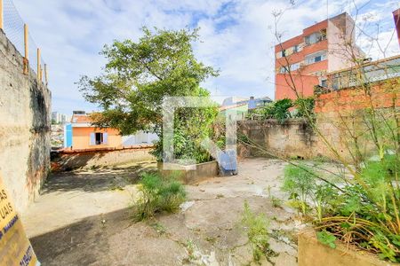 Casa à venda com 200m², 2 quartos e 1 vagaQuintal