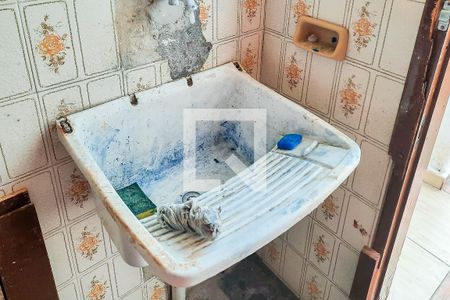 Casa à venda com 200m², 2 quartos e 1 vagaÁrea de Serviço