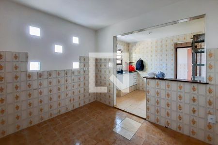 Casa à venda com 200m², 2 quartos e 1 vagaCopa